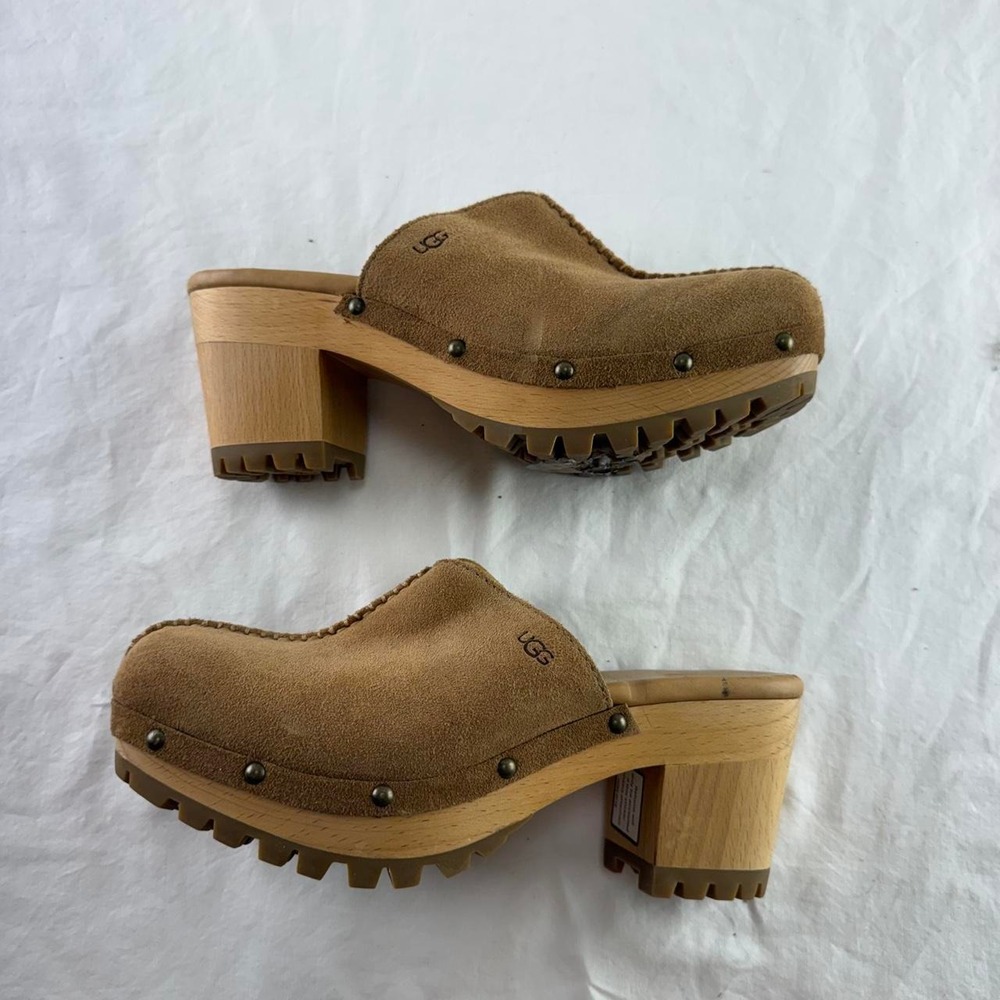 Ugg Judi Studded Wood Clogs Womens 7 Chestnut Brown Suede Leather Slip On Heels